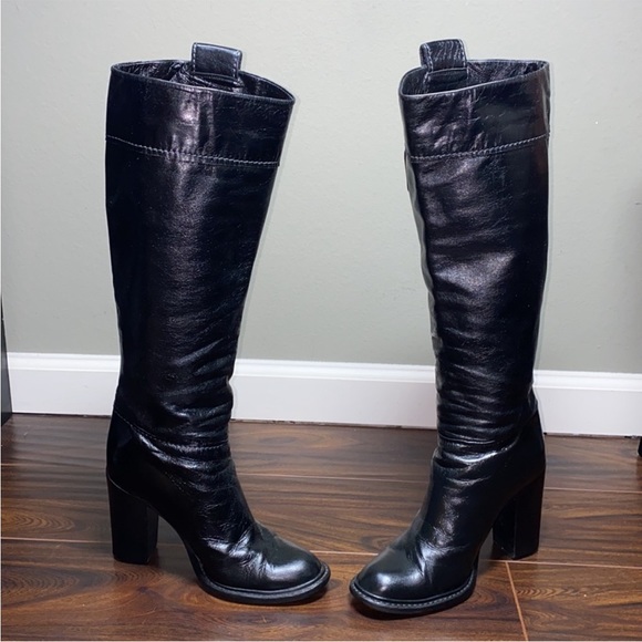 Beautiful Black Chloe Boots size 38 1/2 which is a size 8 1/2 . EUC / no box - Picture 5 of 11